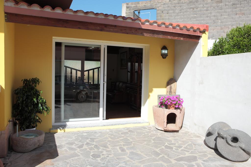 B&B Terre Del Sinis Càbras Exteriör bild