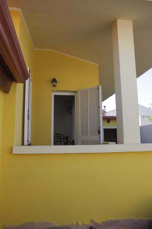 B&B Terre Del Sinis Càbras Rum bild