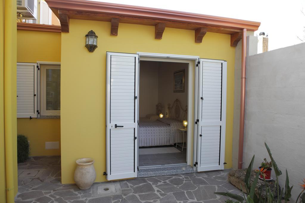 B&B Terre Del Sinis Càbras Exteriör bild