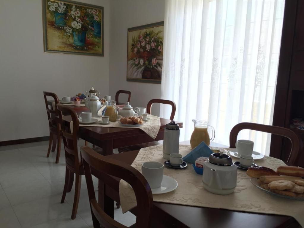 B&B Terre Del Sinis Càbras Exteriör bild