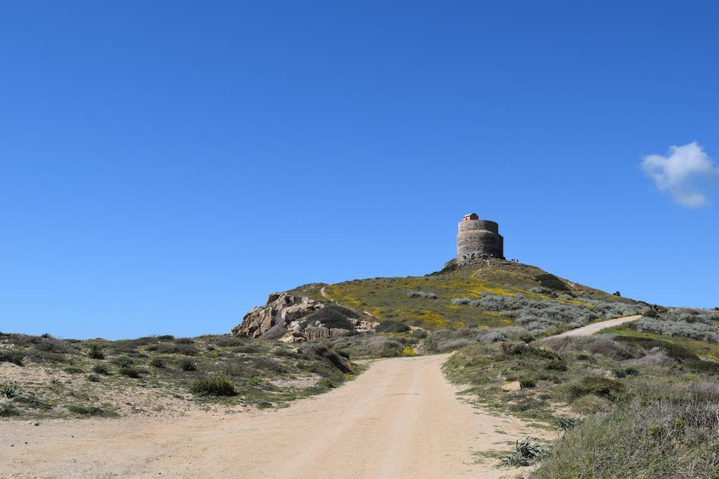 B&B Terre Del Sinis Càbras Exteriör bild