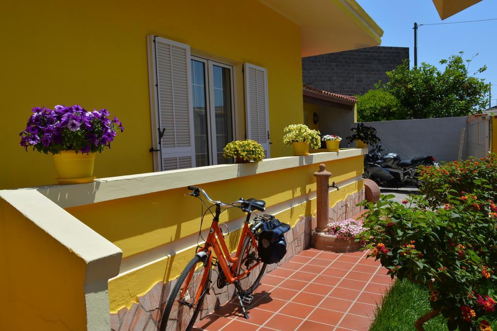 B&B Terre Del Sinis Càbras Exteriör bild